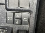 Toyota Corolla Fielder-14