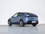 Tesla Model Y-4