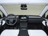 Tesla Model Y-8