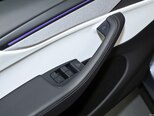 Tesla Model Y-13