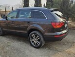 Audi Q7-16