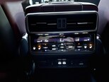 Lexus LX 500d-25
