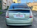 Toyota Prius-7