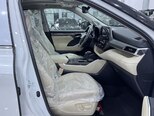 Toyota Highlander-12