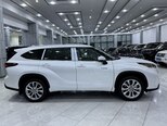 Toyota Highlander-4