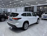 Toyota Highlander-5