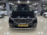 Kia Carnival-2