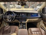 Kia Carnival-16