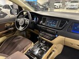 Kia Carnival-17
