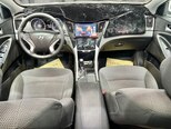 Hyundai Sonata-12