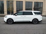 Kia Carnival-4