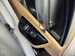 Kia Carnival-16