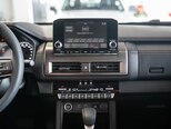 Mitsubishi L200-15