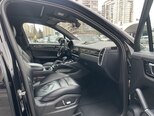 Porsche Cayenne S-16