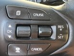 Kia Carnival-12