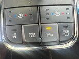 Kia Carnival-14