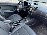 Kia Cerato-11