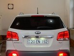 Kia Sorento-4
