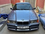 BMW 320-1