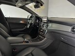 Mercedes CLA 250-13