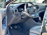 Hyundai IONIQ-17