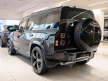 Land Rover Defender-7