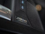 Land Rover Defender-11