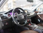 Audi A6-11