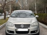 Volkswagen Jetta-1