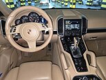 Porsche Cayenne-3