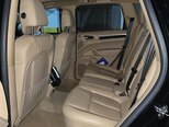 Porsche Cayenne-4