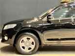 Toyota RAV4-11