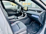 Toyota RAV4-12