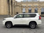Toyota Land Cruiser Prado-8