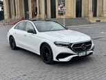 Mercedes E 300 e-4
