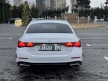 Mercedes E 300 e-5