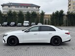 Mercedes E 300 e-9