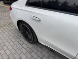 Mercedes E 300 e-11