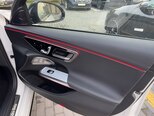 Mercedes E 300 e-18