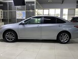Toyota Camry-7