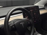 Tesla Model 3-7