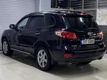 Hyundai Santa Fe-10