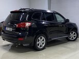 Hyundai Santa Fe-13