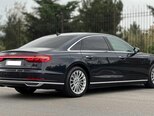 Audi A8-9