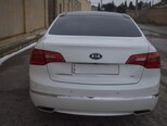 Kia Cadenza-5