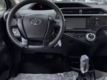 Toyota Aqua-7