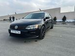 Volkswagen Jetta-2