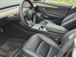 Tesla Model 3-7