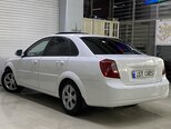 Daewoo Gentra-11
