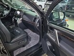 Toyota Land Cruiser-17